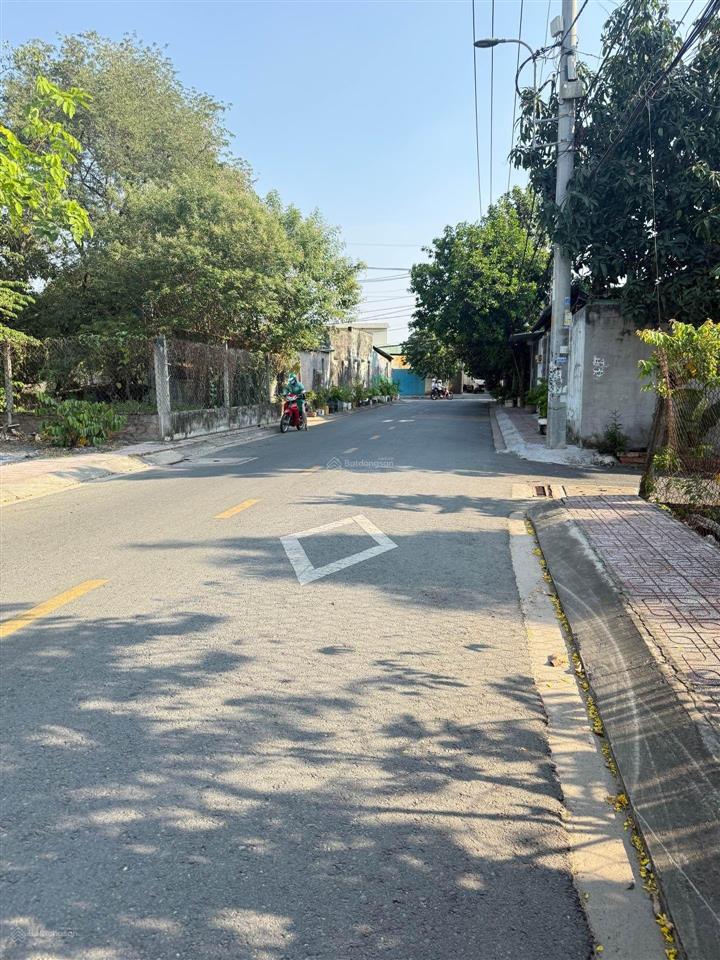 Đất mặt tiền đường tân hiệp 32 sát ngã ba giao với tân hiệp 4, gần chợ hóc môn, dt 1144m2, chỉ 37 t