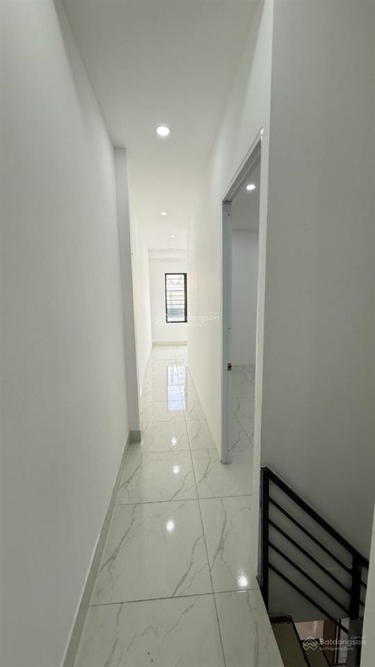 Bán nhà đường trương văn thành, phường hiệp phú, quận 9. hxh  60 m2  shr chính chủ, 3.8 tỷ