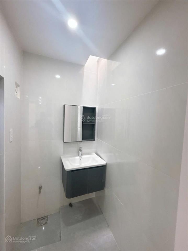 Bán nhà đường trần thị điệu, phước long b, q9. hxh, 82m2 (5 x 16), sổ hồng riêng, chính chủ  6 tỷ
