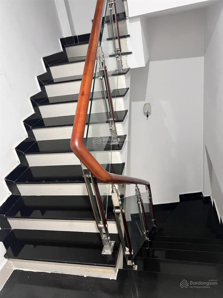 Bán nhà đường tân hòa 2, phường hiệp phú, quận 9. hxh, 60m², shr, chính chủ, 5.7 tỷ