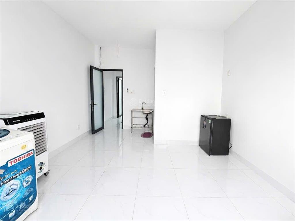 Bán chdv đường võ văn hát, phường long trường, quận 9. dòng tiền trên 30 triệu, shr  chỉ 6.5 tỷ