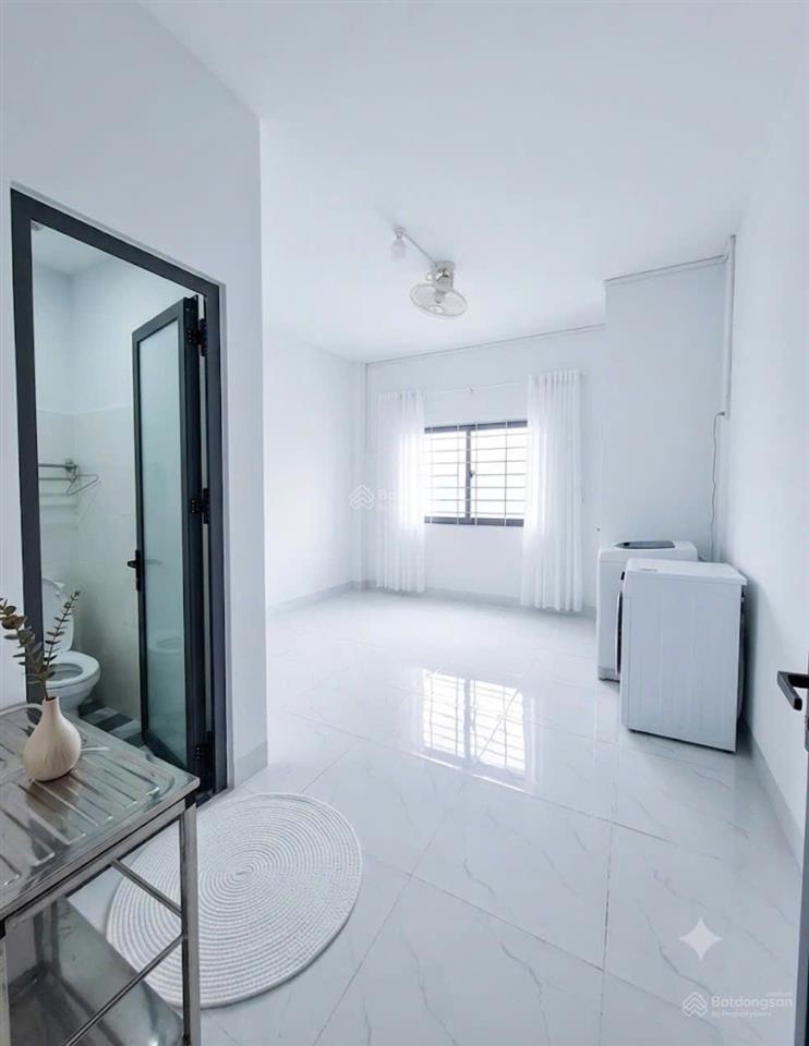 Bán chdv đường võ văn hát, phường long trường, quận 9. dòng tiền trên 30 triệu, shr  chỉ 6.5 tỷ