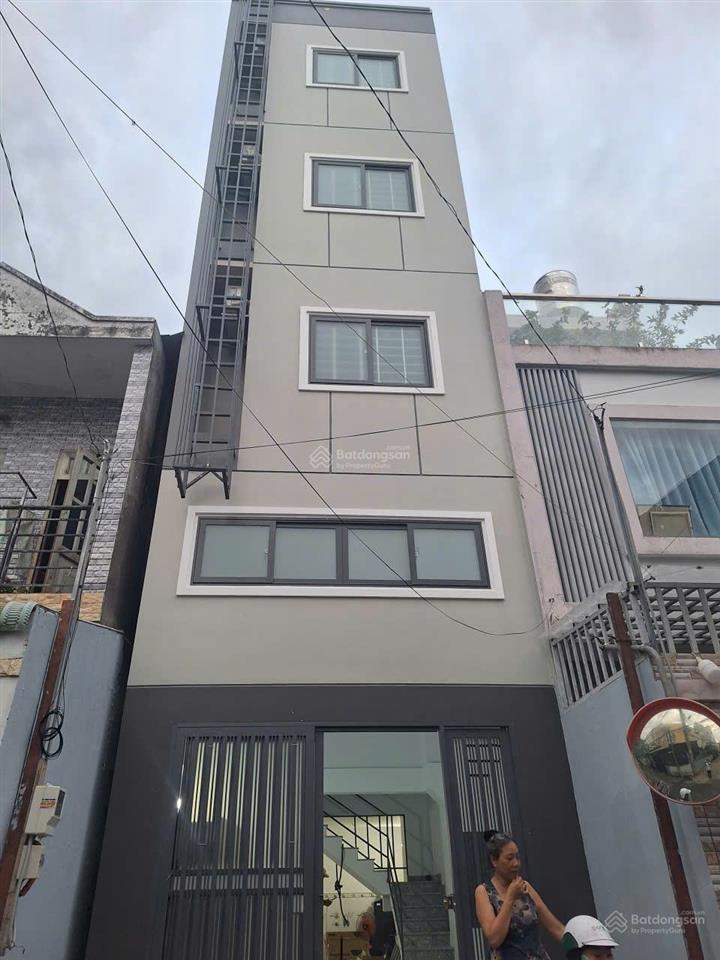 Bán chdv đường võ văn hát, phường long trường, quận 9. dòng tiền trên 30 triệu, shr  chỉ 6.5 tỷ