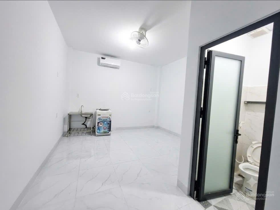 Bán chdv đường võ văn hát, phường long trường, quận 9. dòng tiền trên 30 triệu, shr  chỉ 6.5 tỷ
