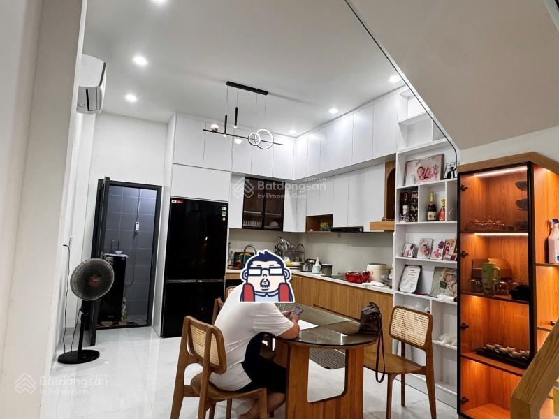 Bán nhà đường bưng ông thoàn, phường phú hữu, quận 9. hxh, 57m2 (4m x 14m), shr, chỉ 6,7 tỷ