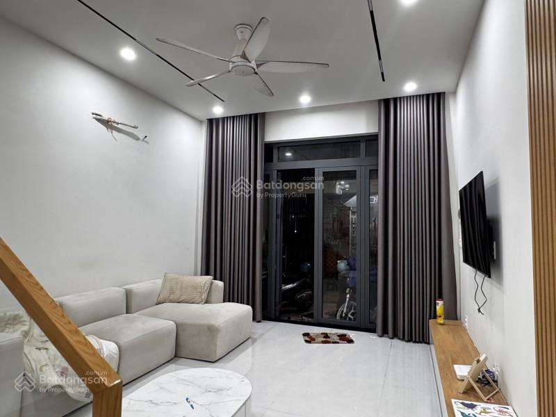 Bán nhà đường bưng ông thoàn, phường phú hữu, quận 9. hxh, 57m2 (4m x 14m), shr, chỉ 6,7 tỷ