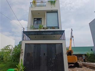 Bán nhà đường bưng ông thoàn, phường phú hữu, quận 9. hxh, 57m2 (4m x 14m), shr, chỉ 6,7 tỷ