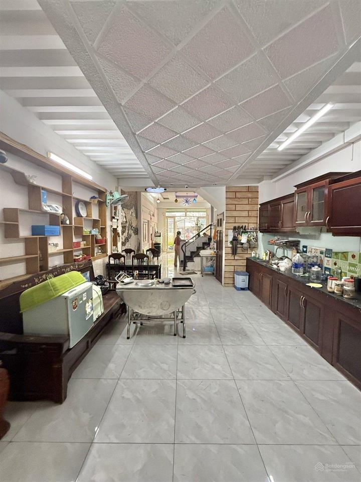 Bán nhà đường võ văn hát, phường long trường, quận 9. diện tích 90m2 (4.5m x 20m), shr  chỉ 6.6 tỷ