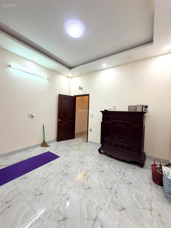 Bán nhà đường lã xuân oai, long trường, quận 9. dt 70m2, shr chỉ 4.5 tỷ
