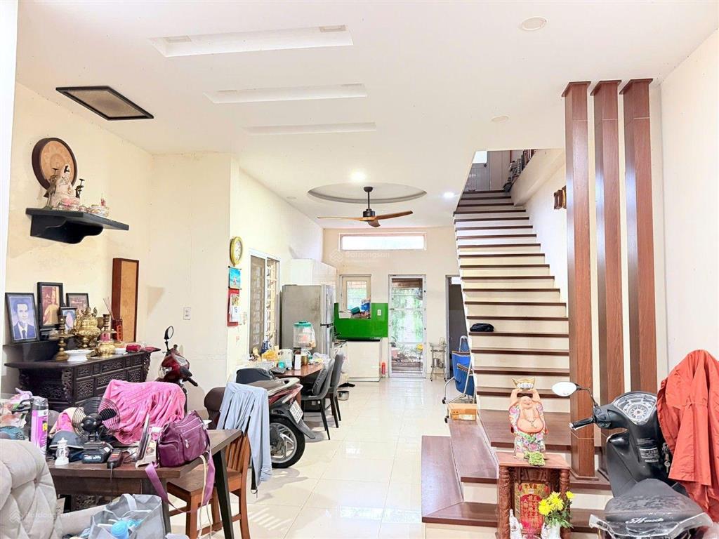 Bán nhà đường nguyễn duy trinh, bình trưng tây, quận 2. dt 109m2 (5.6m x 22m) shr  chỉ 7 tỷ