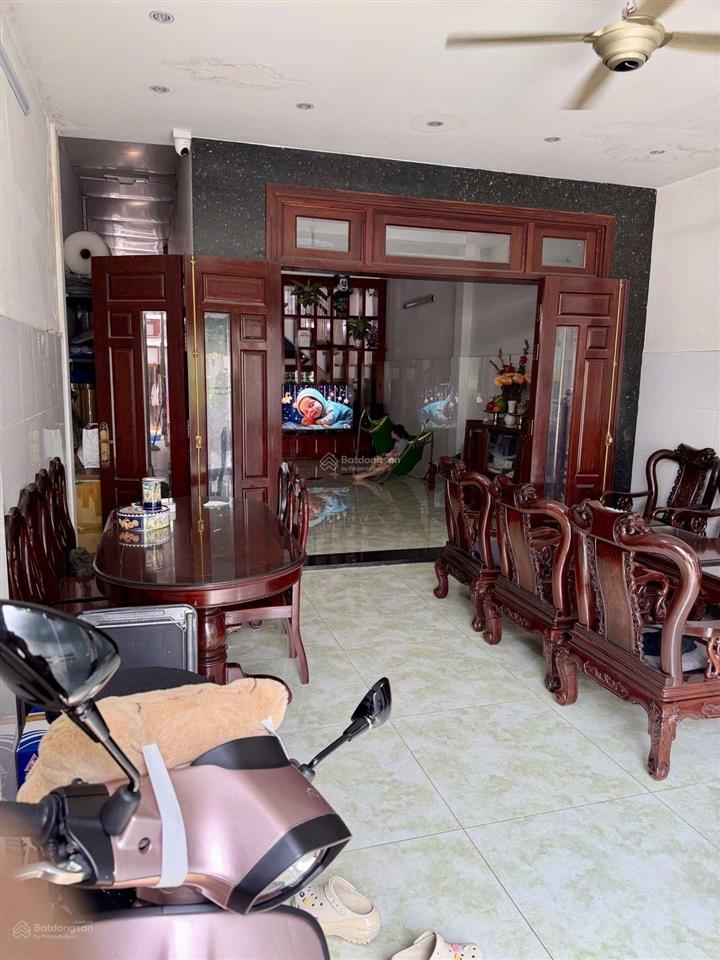 Bán nhà đường nguyễn duy trinh, bình trưng tây, quận 2. diện tích 106m2 (5m x 20.5m) shr  9.9 tỷ