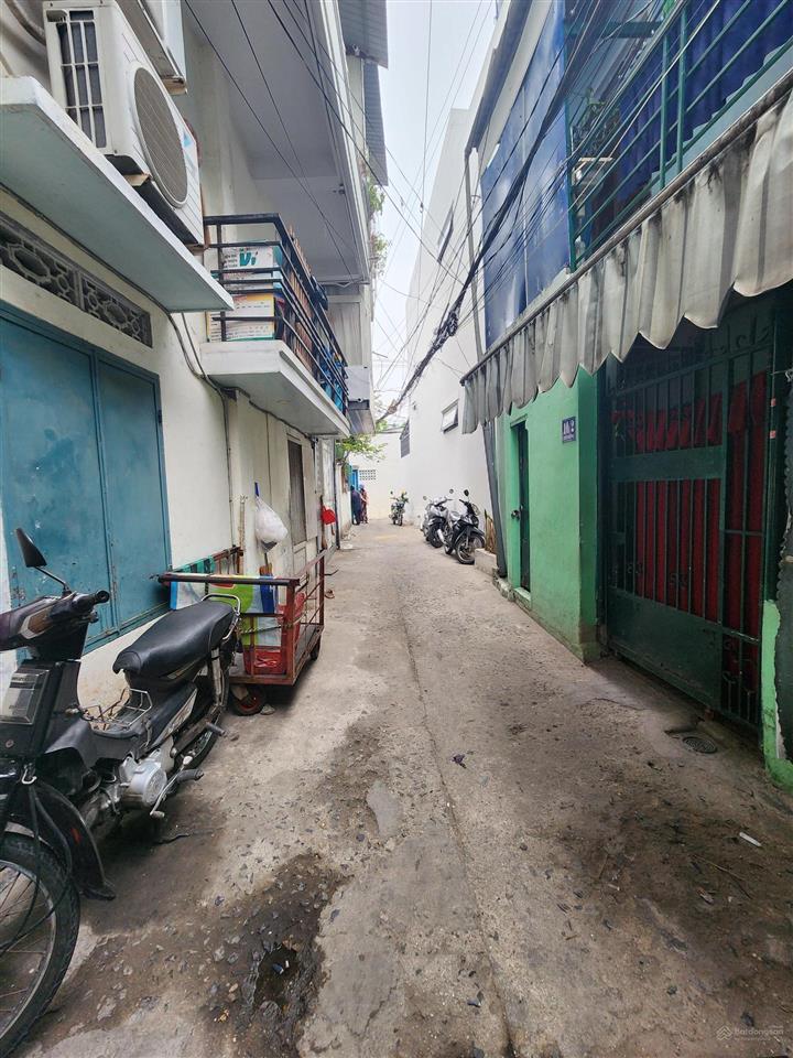 Với 4 tỷ 799 hãy mua ngay dãy 4 căn nhà liền kề hẻm nguyễn trãi  trung tâm tp nha trang