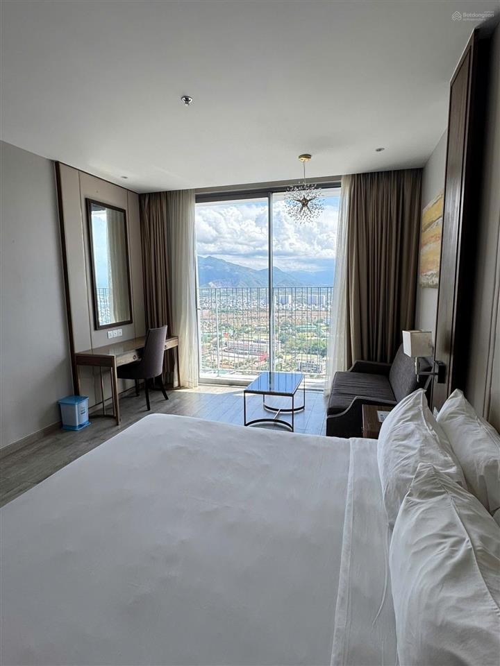 Căn hộ cao cấp panorama tầng cao view phố giá bán 2 tỷ 1