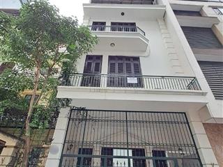 Trung kính  122m  mặt tiền bề thế  ô tô tránh  lô góc phân lô | 50 tỷ