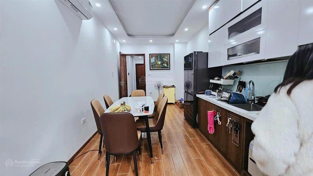 Siêu hiếm, văn cao  liễu giai | 43m x 5 tầng thang máy  2 mặt ngõ cách phố 10m | 16.8 tỷ