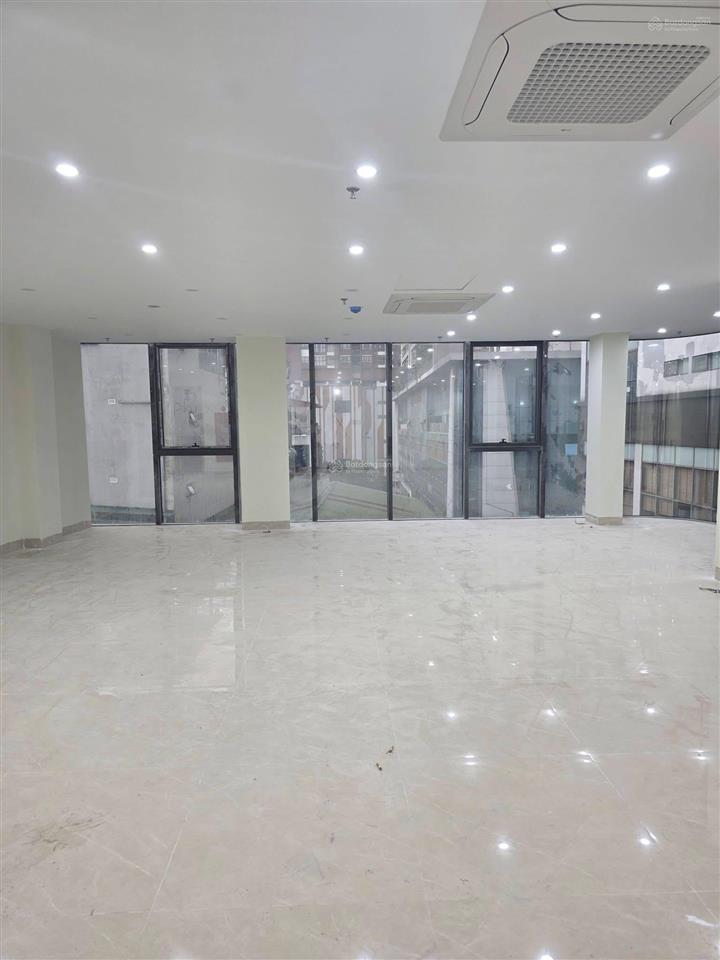 Tòa nhà văn phòng vip  lô góc  1 hầm 9 tầng  khu thủ phủ văn phòng lê văn lương. 81 tỷ