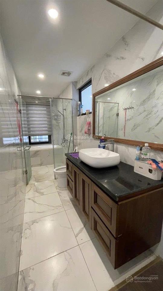 Khu vực hiếm nhà bán  pháo đài láng 60m2 x 5t, mt 5.3m lô góc thoáng  ô tô cách phố 15m. 18.5 tỷ