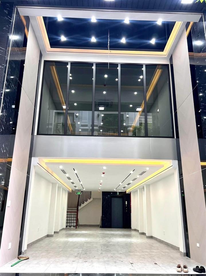 Bán toà văn phòng vip  6 tầng thang máy  tân mai  giải phóng  ô tô tránh  thông sàn | 39.5 tỷ