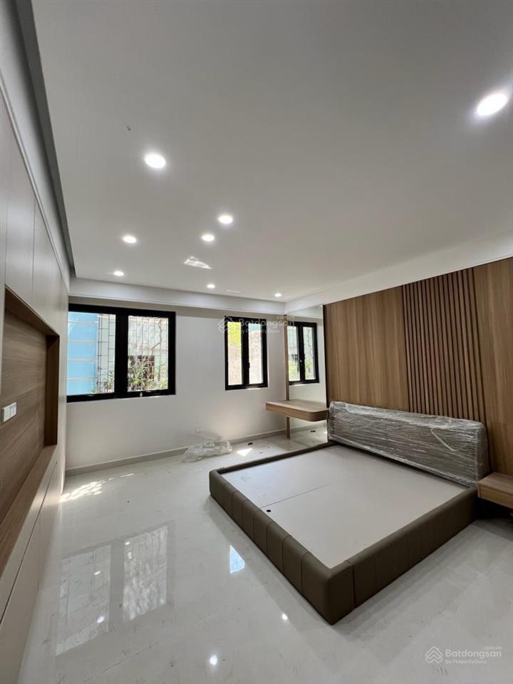 30m ra phố tôn đức thắng  6 tầng thang máy  ngõ thông kinh doanh  20.8 tỷ