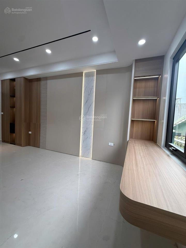 Nhà đẹp ngõ quan thổ 40m²  thang máy  30m ra phố  vừa ở vừa kinh doanh  ngõ rộng