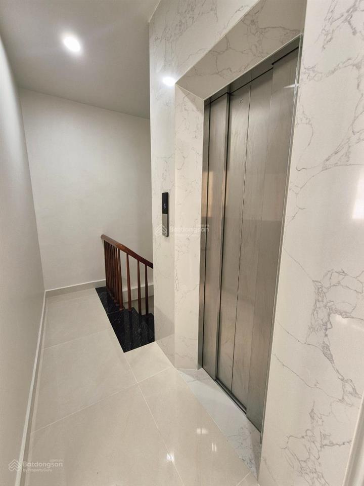 Nhà đẹp ngõ quan thổ 40m²  thang máy  30m ra phố  vừa ở vừa kinh doanh  ngõ rộng
