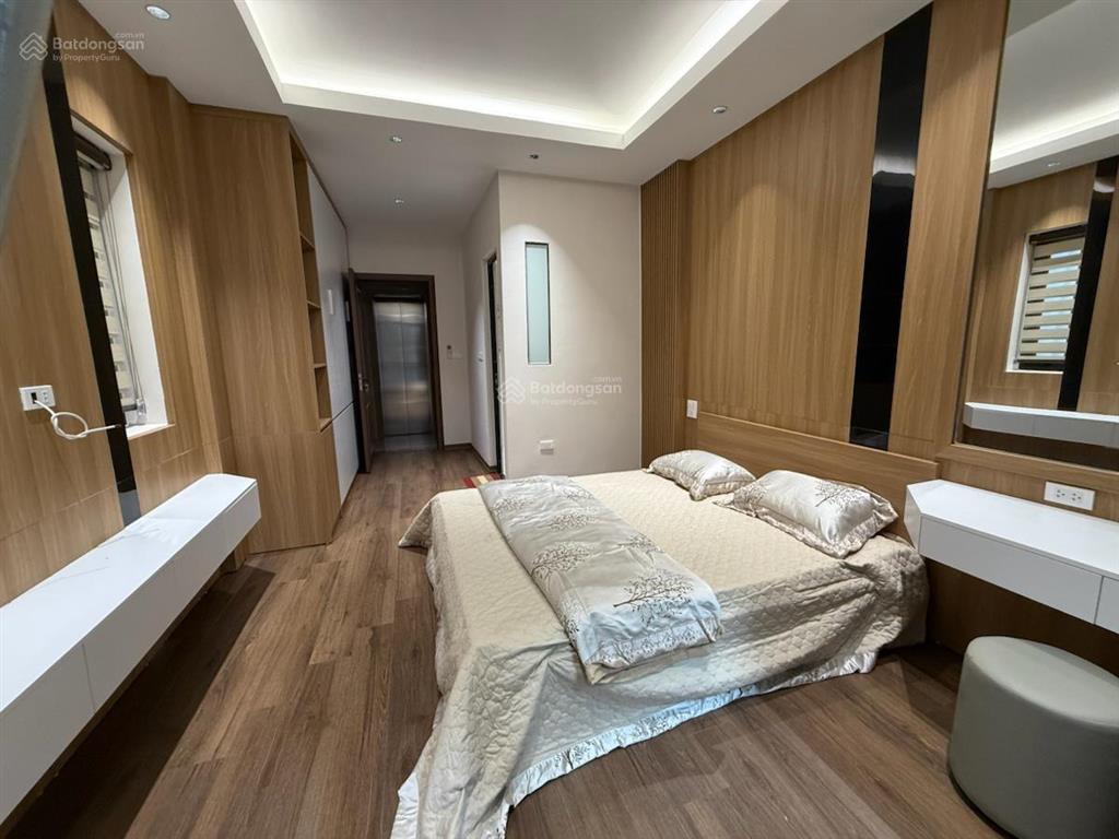 30m ra phố cát linh  6 tầng thang máy  nhà mới đẹp  căn góc  chỉ 13.8 tỷ