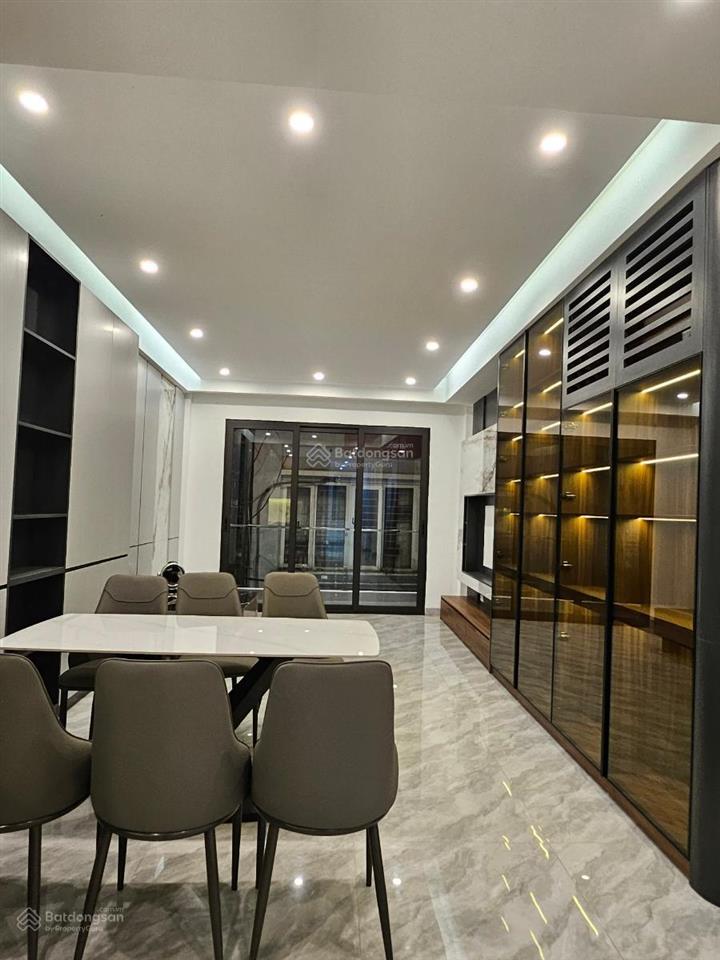 Mặt ngõ trung liệt  tt đống đa  68m2 x 6 tầng  thang máy  oto vào nhà  full nội thất 25.xty