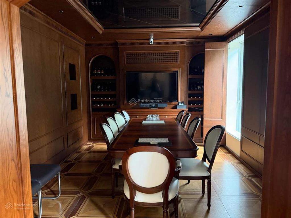 Siêu hiếm! biệt thự mặt phố  nguyễn thị định  trung hòa nhân chính 307m², lô góc, mặt tiền 33m.