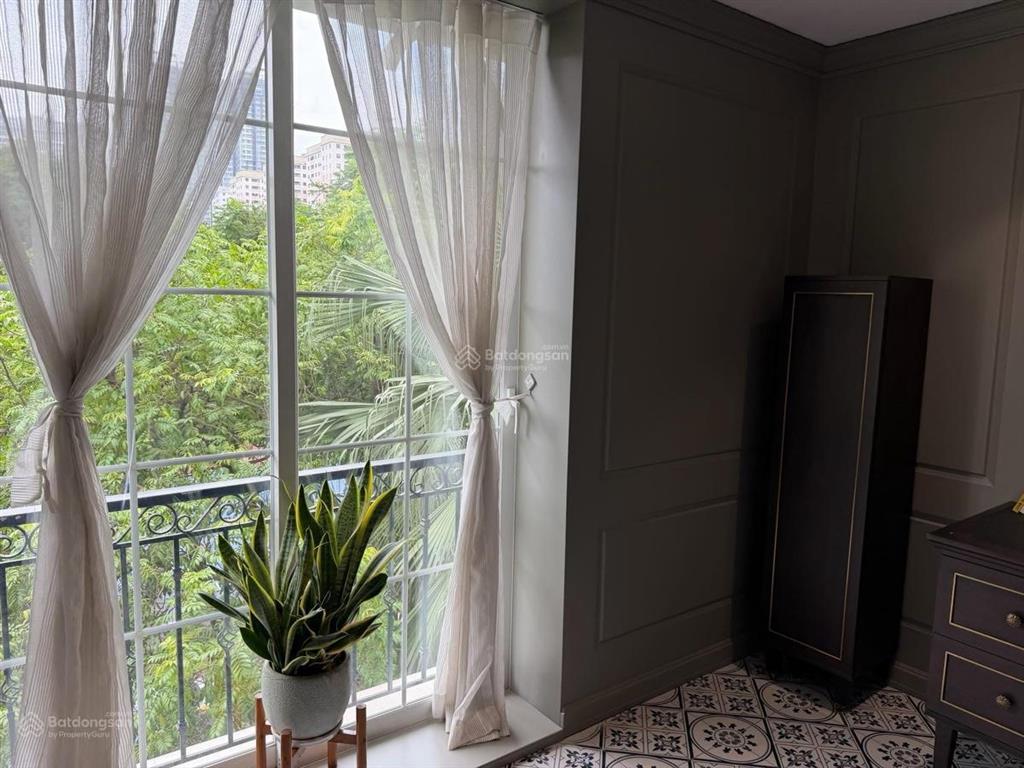 Siêu hiếm! biệt thự mặt phố  nguyễn thị định  trung hòa nhân chính 307m², lô góc, mặt tiền 33m.