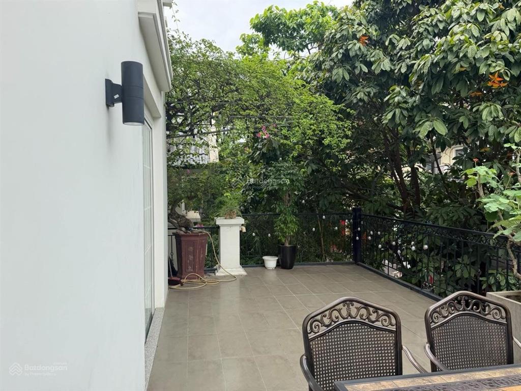Siêu hiếm! biệt thự mặt phố  nguyễn thị định  trung hòa nhân chính 307m², lô góc, mặt tiền 33m.