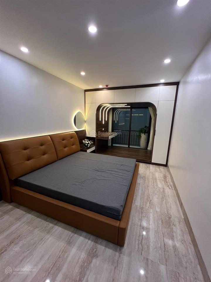 Bán nhà phố tây sơn  35m2 x 6 tầng, thang máy, ngõ ô tô gần phố, ở ngay, full nội thất. 12.6 tỷ