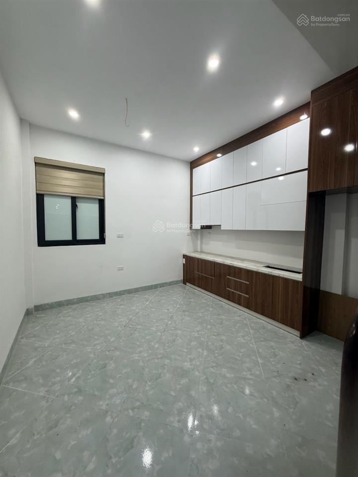 Hoàng ngân  10m ô tô tránh  6 tầng  6 phòng ngủ  nhà đẹp chỉ 12.5 tỷ