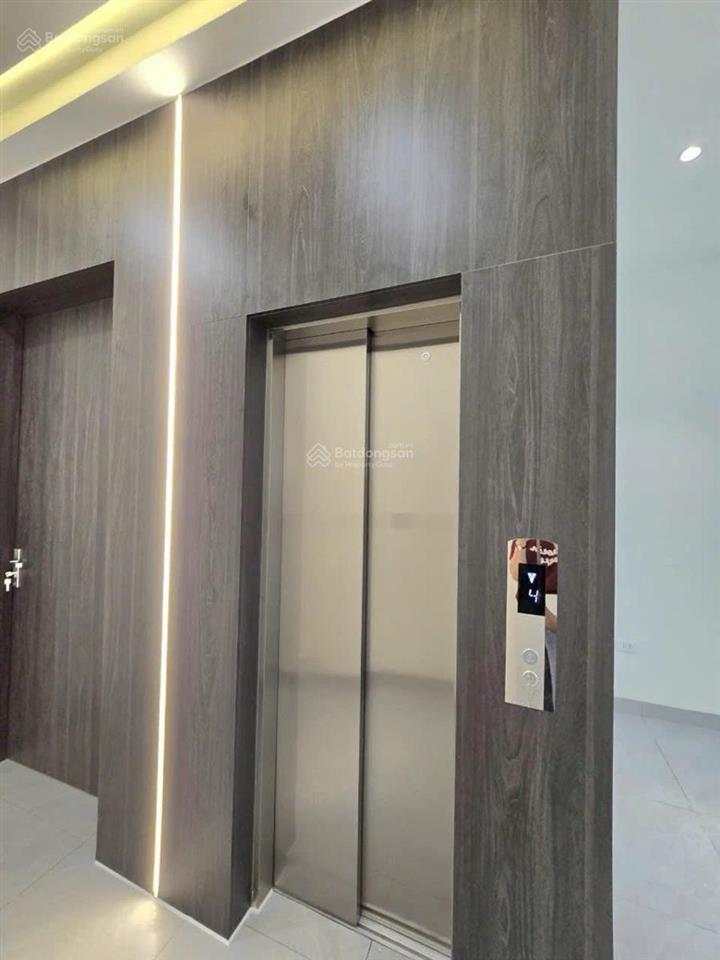 Mặt phố ngay sát xã đàn  5 tầng thang máy  kinh doanh đỉnh  trung tâm đống đa  32.8 tỷ