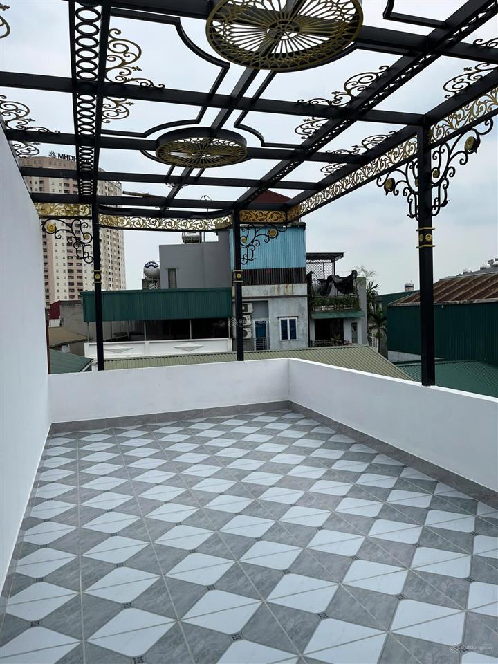 Thạch bàn 44m2  4 tầng  4pn nhà dân tự xây  ngõ rộng  gần ô tô tránh  8,93 tỷ