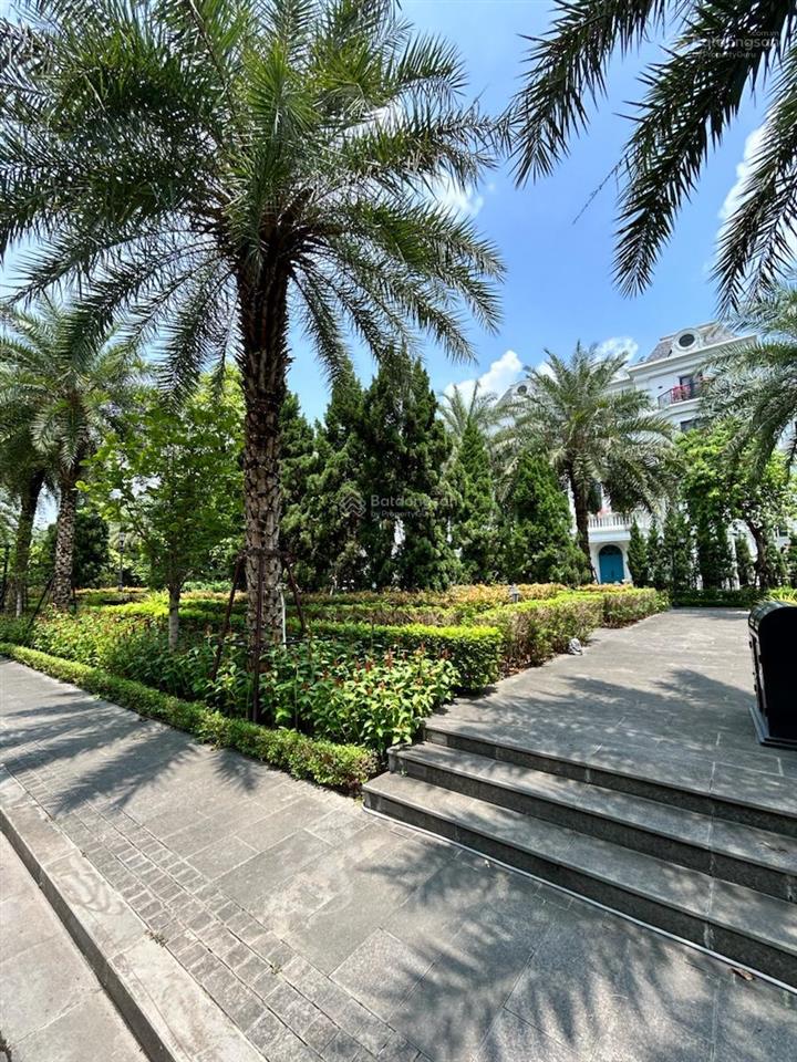 Biệt thự elegant park villa  sân vườn riêng  4pn thang máy  full nội thất