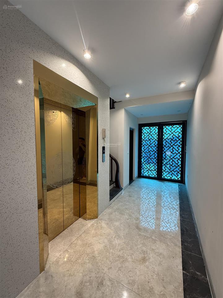 Khu bộ quốc phòng bát khối  60m2 x 7 tầng thang máy  vỉa hè 3m  ở + văn phòng