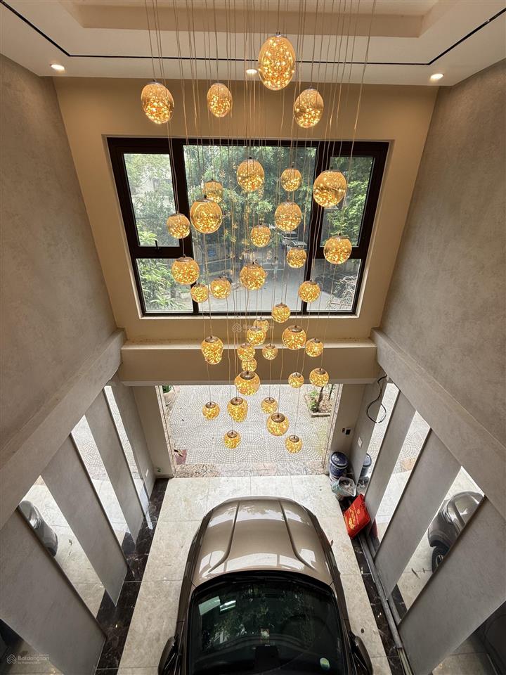 Khu bộ quốc phòng bát khối  60m2 x 7 tầng thang máy  vỉa hè 3m  ở + văn phòng