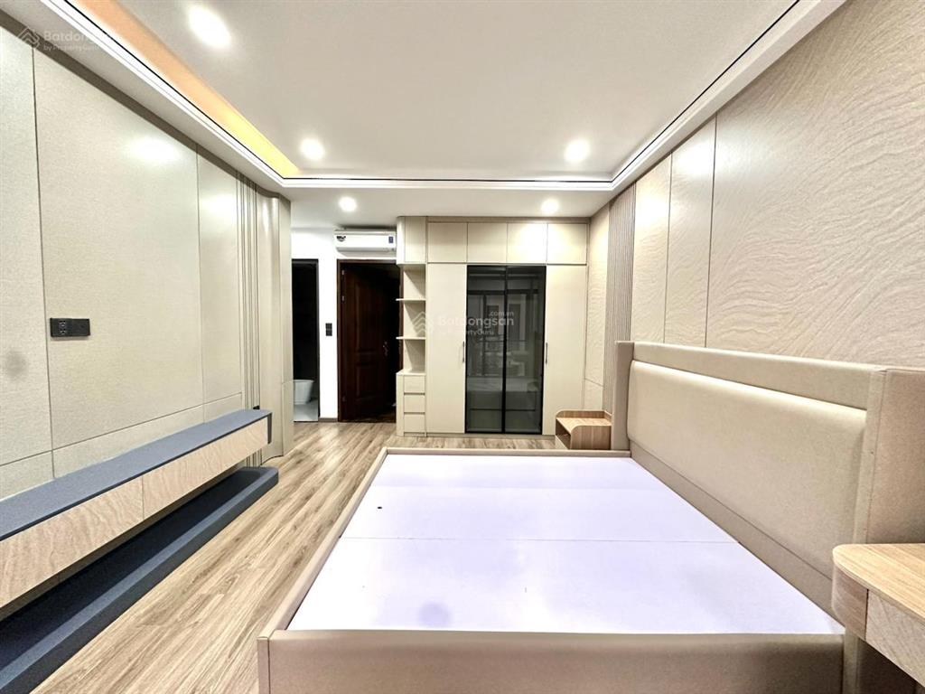 Ngọc thụy  50m ra phố  6 tầng thang máy  4 ngủ ở sướng  giữ tài sản  13,8 tỷ