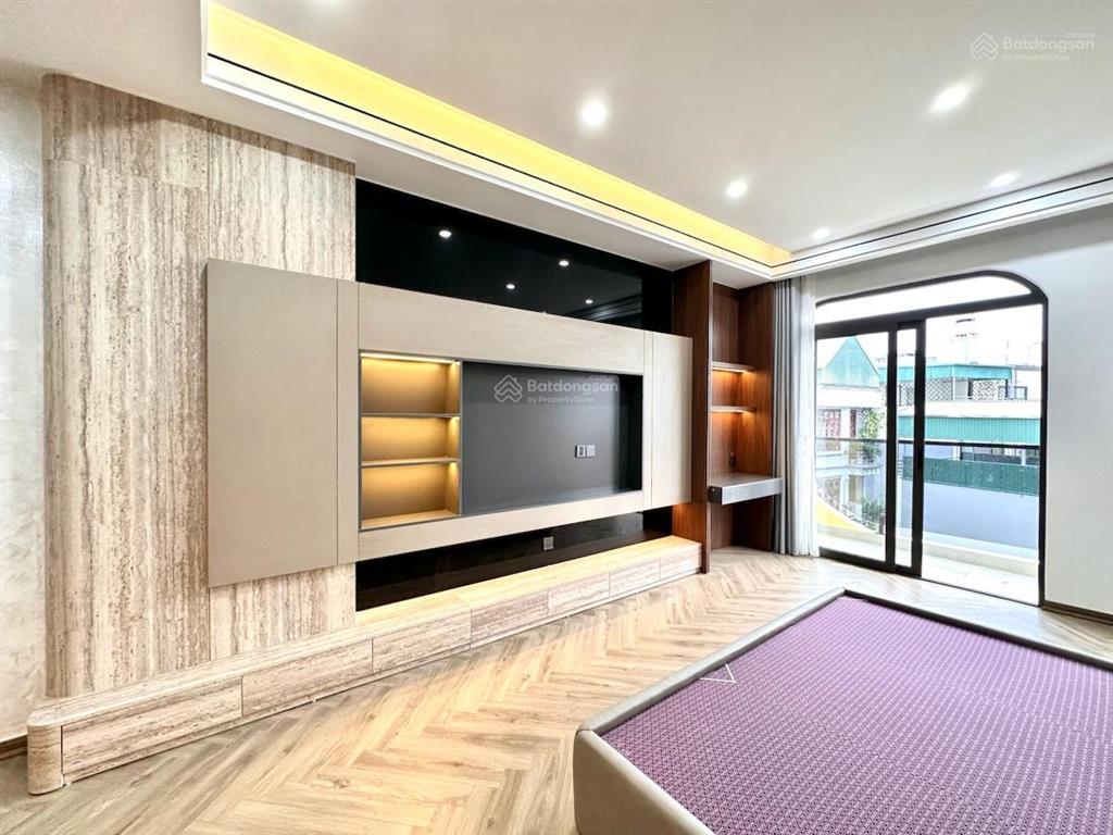 Bồ đề 87m2  nhà mới 6 tầng thang máy gần nguyễn văn cừ, 20.8 tỷ