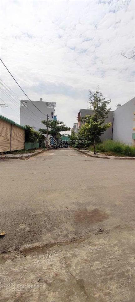 Lô góc đất thổ cư 159m²(4,3x39) đường tx52 phường thạnh xuân q12 . đường 10m