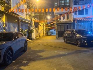 Bán gấp nhà hẻm xe hơi nguyễn văn lượng, đang vay bank 7 tỷ