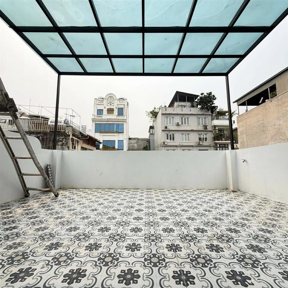 Đống đanhà mới 6 tầng thang máy 4 pn đủ công năng chỉ 10m ra ô tô