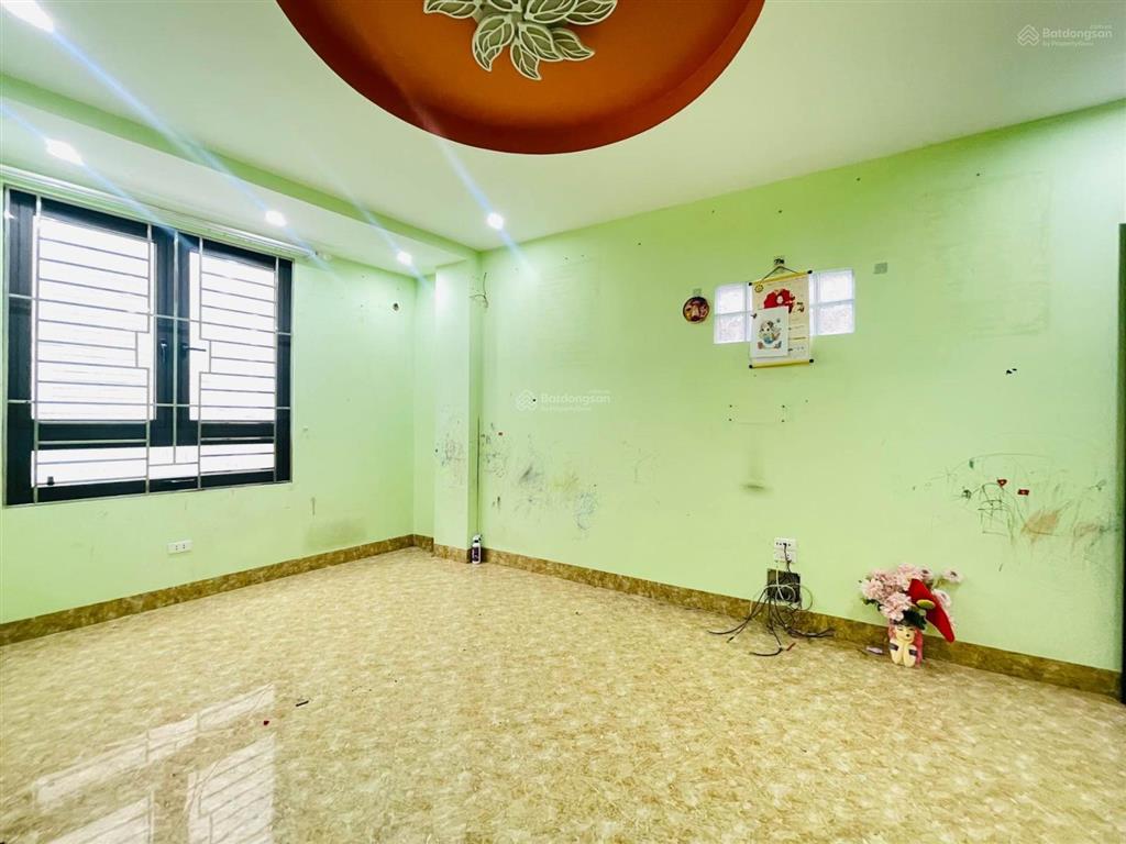 Cực vip đống đa  nhà đẹp dân xây ở ngay  30m ra phố mới la thành  vành đai 1  ngõ thông tứ tung