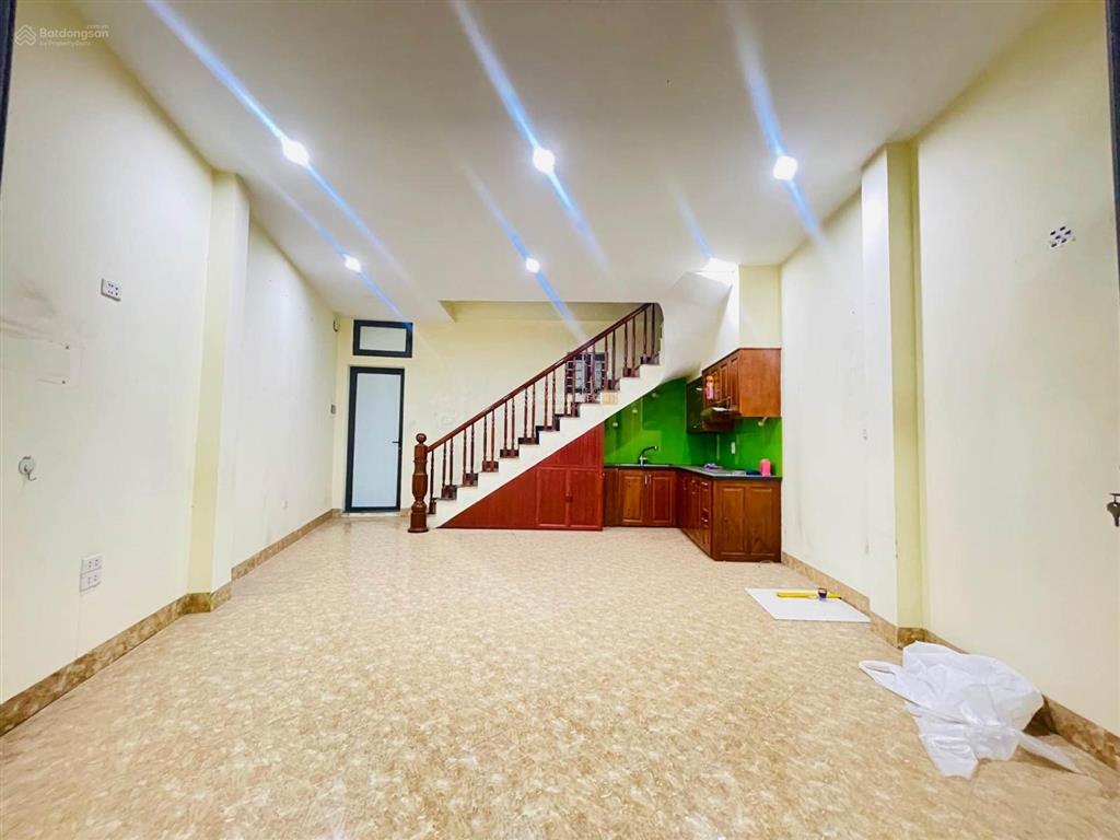 Cực vip đống đa  nhà đẹp dân xây ở ngay  30m ra phố mới la thành  vành đai 1  ngõ thông tứ tung