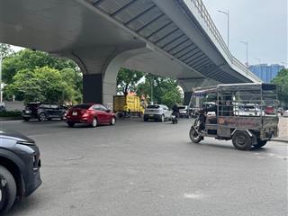 Phân lô ô tô chạy vòng quanh dân xây kcbt cực tâm huyếtkhu vực dân trí cao không qui hoạch