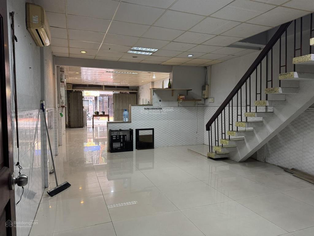 Cần bán nhà mặt tiền 50  52 đường số 7, lãnh binh thăng, phường 8, quận 11, vị trí vàng kinh doanh