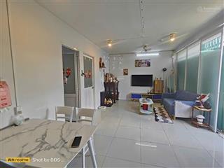 Băn căn hộ tầng trêt chung cư newtown đ18 hbc 63m 1ty8 tl