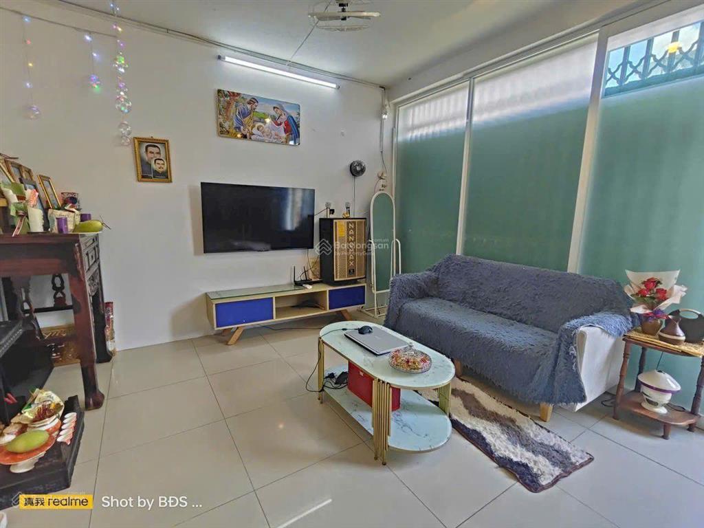 Bán căn hộ tầng trệt chung cư newtown 1ty8 tl