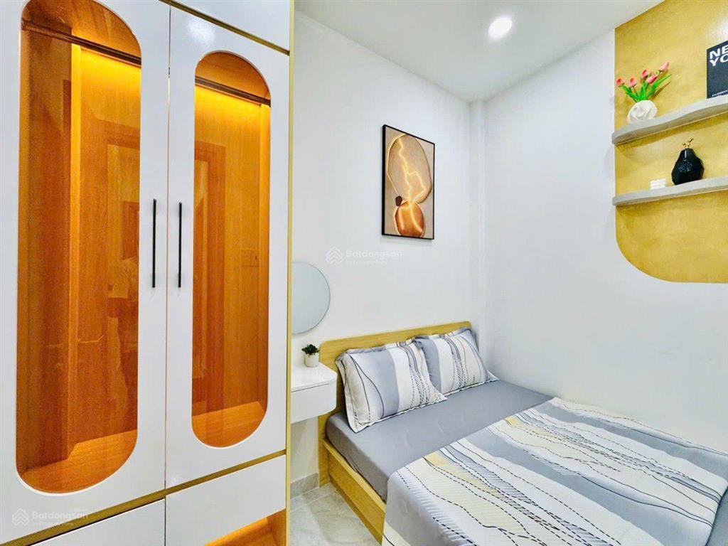 Siêu phẩm đẹp p26 q bình thạnh 1 trệt 2 lầu sân thượng 4ty390tl