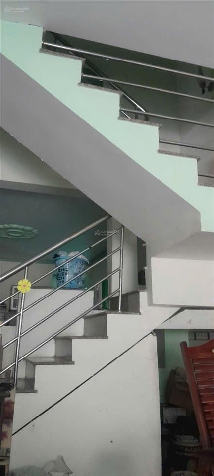 Nhà trệt lầu đ38 hbc 10tr/tháng